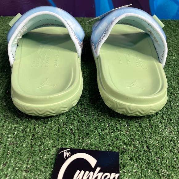 J. Balvin x Jordan Super Play Slide - Picture 2 of 5